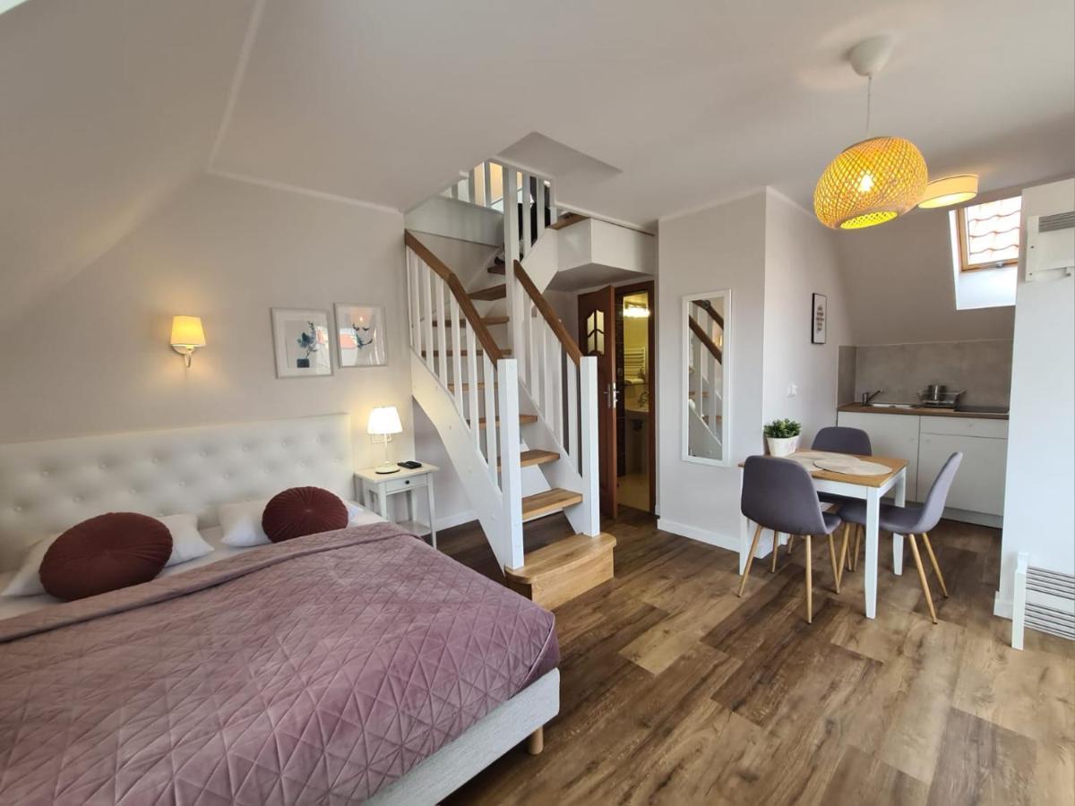 Apartamenty "La Villa" Z Klimatyzacja, Ogrodem, Parkingiem, Blisko Centrum Kudowa-Zdroj Dış mekan fotoğraf
