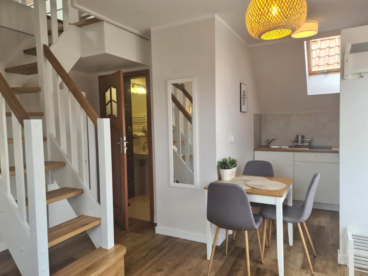 Apartamenty "La Villa" Z Klimatyzacja, Ogrodem, Parkingiem, Blisko Centrum Kudowa-Zdroj Dış mekan fotoğraf