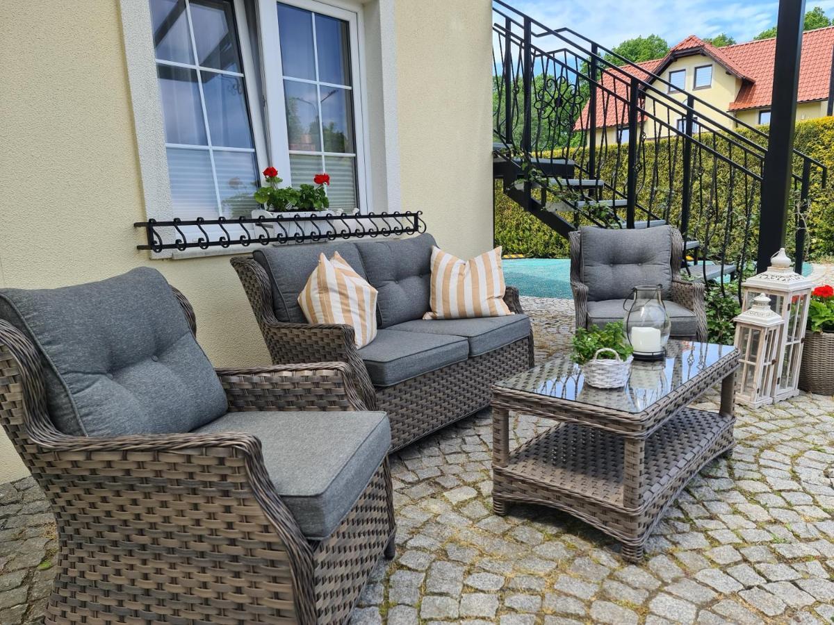 Apartamenty "La Villa" Z Klimatyzacja, Ogrodem, Parkingiem, Blisko Centrum Kudowa-Zdroj Dış mekan fotoğraf
