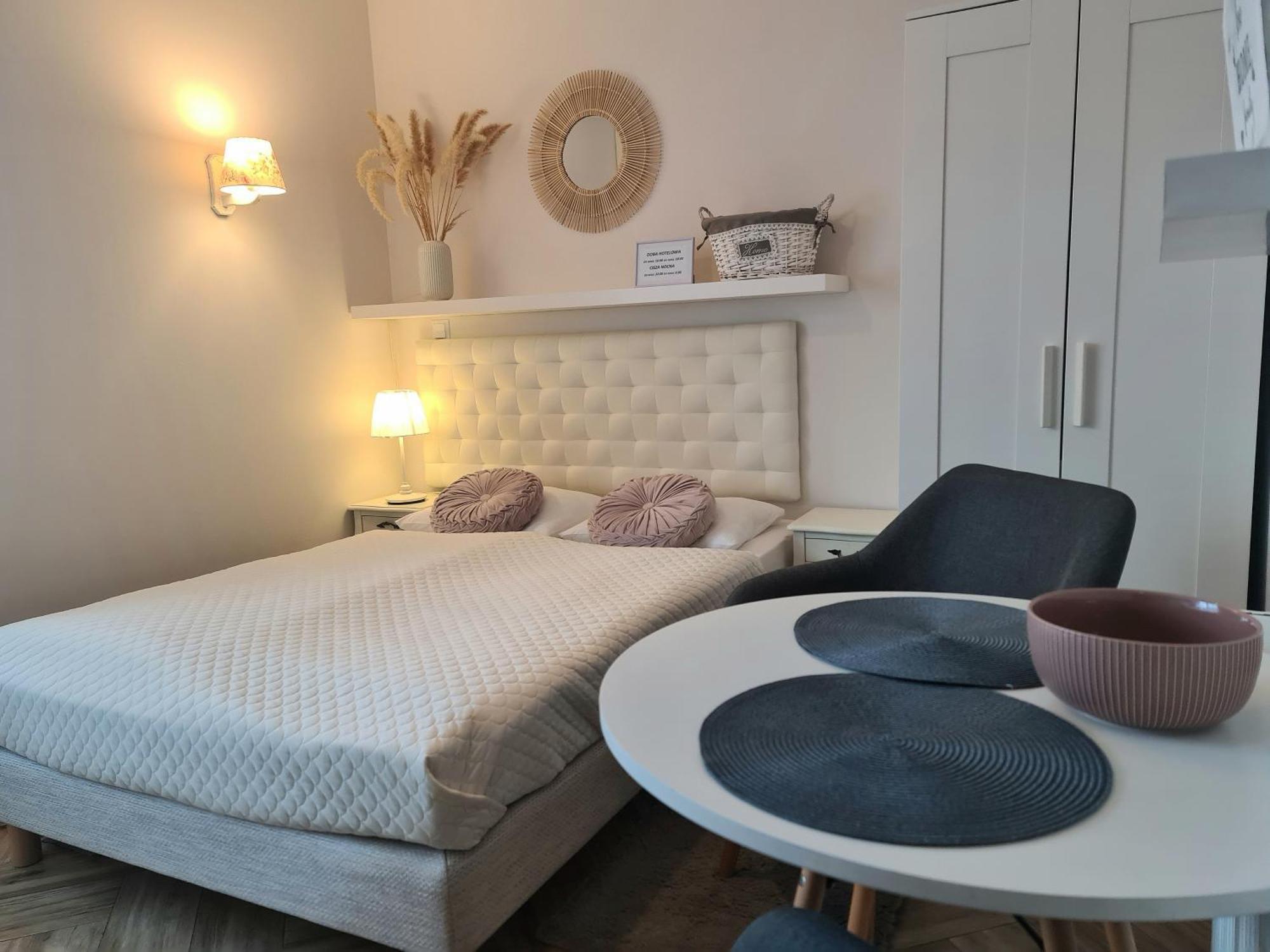 Apartamenty "La Villa" Z Klimatyzacja, Ogrodem, Parkingiem, Blisko Centrum Kudowa-Zdroj Dış mekan fotoğraf